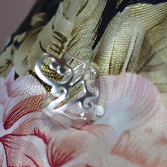 Scroll Carved Solid Sterling Ring Size 10 - Picture 7 of 7